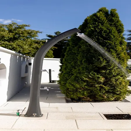 Ring Pool & Padel Belgrade *