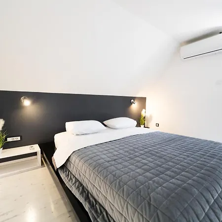 Ring Pool & Padel Belgrade