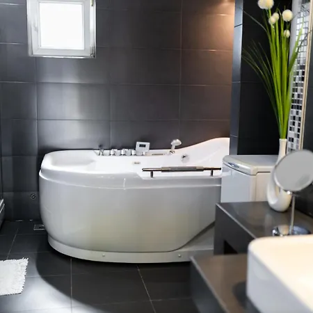 Ring Pool & Padel Belgrade