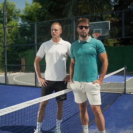 Ring Pool & Padel Belgrade Villa Baric