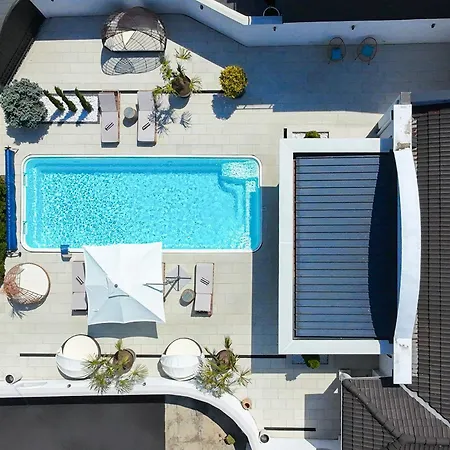 Ring Pool & Padel Belgrade *