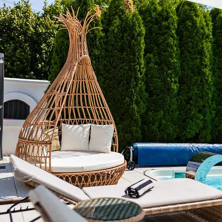 Ring Pool & Padel Belgrade