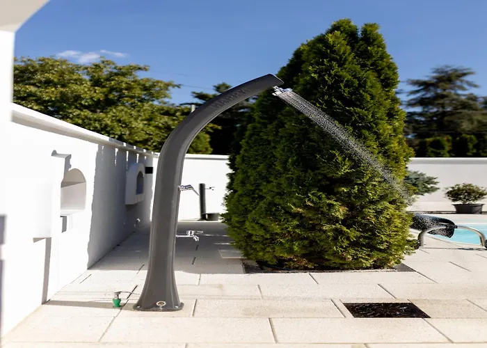 Ring Pool & Padel Belgrade *