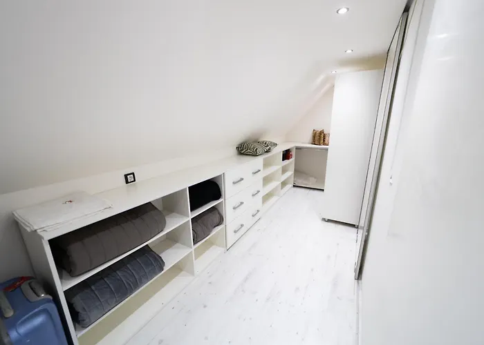 Villa Ring Pool & Padel Belgrade