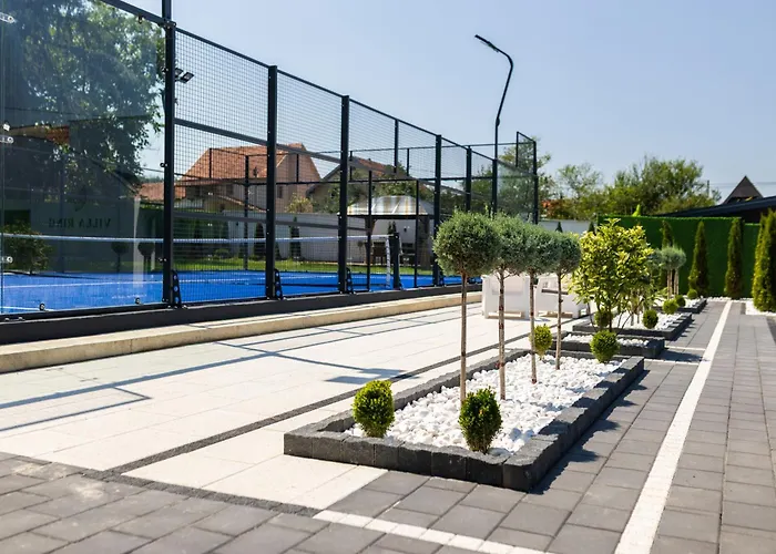 Ring Pool & Padel Belgrade Baric